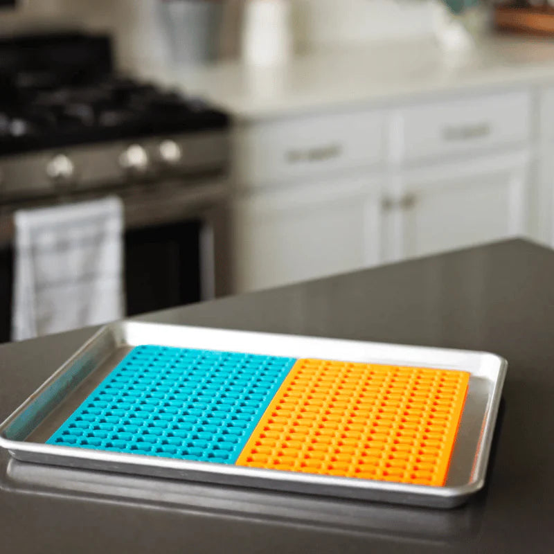 
                  
                    Messy Mutts - Treat Maker - Bake & Freeze - Silicone - Blue & Orange - Small - 2pk
                  
                