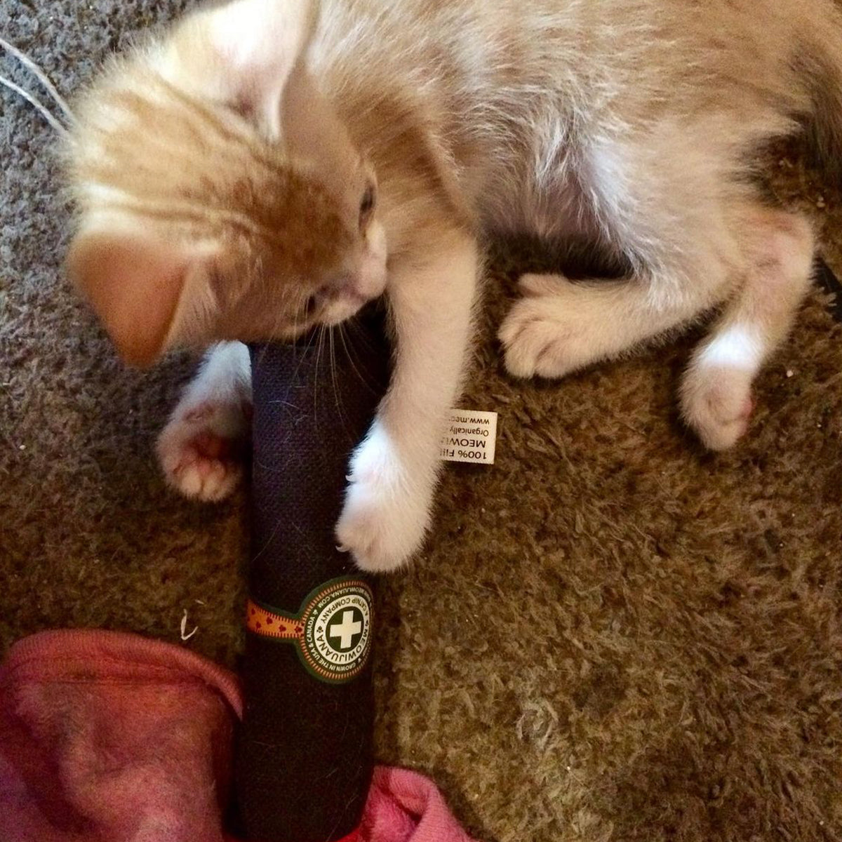 
                  
                    Meowijuana - Catnip Cigar
                  
                