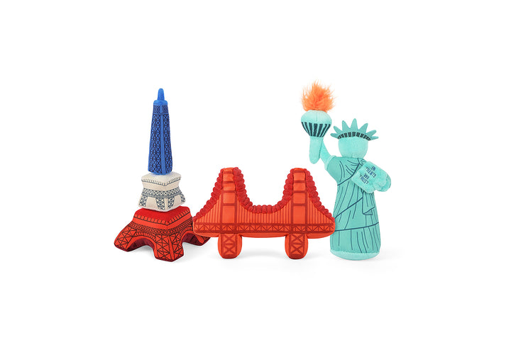 
                  
                    PLAY - Totally Touristy - Lady Liberty (Large)
                  
                