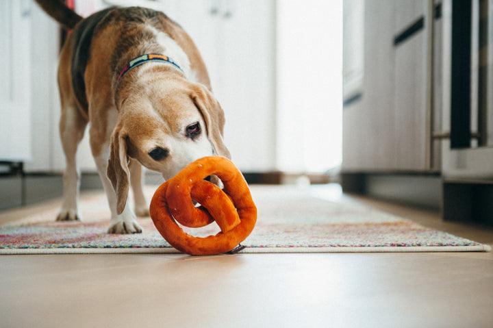 
                  
                    PLAY - International Classic Collection - Pretzel
                  
                